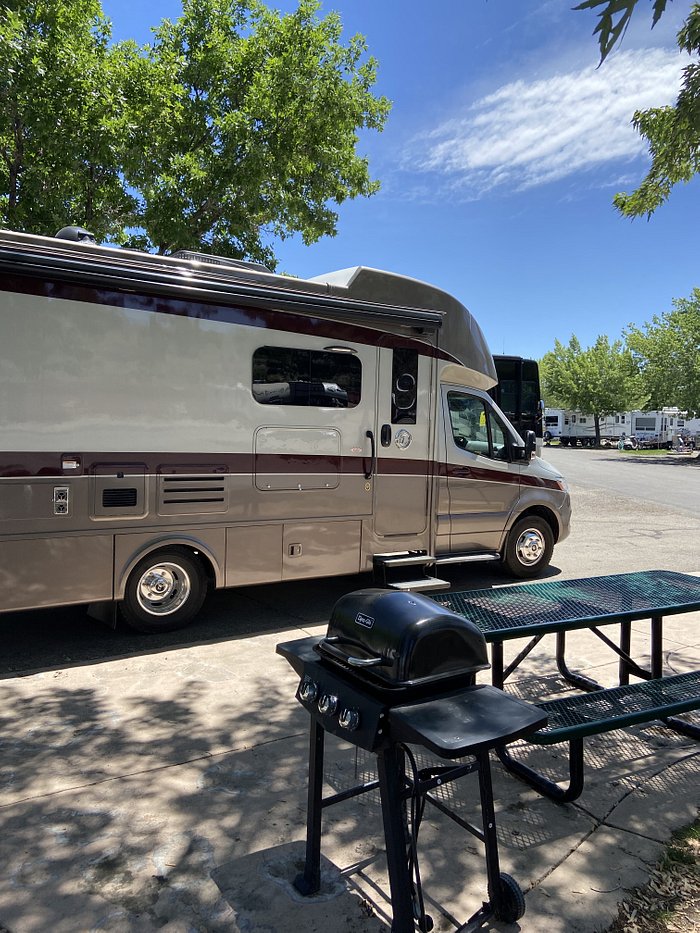 RELAXATION AT BOOMTOWN RENO RV PARK 1